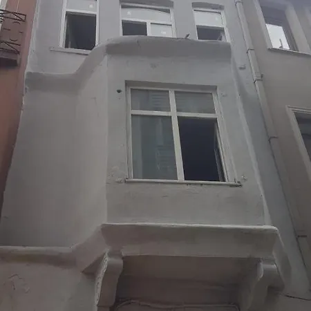 Aparthotel Araf Suites *